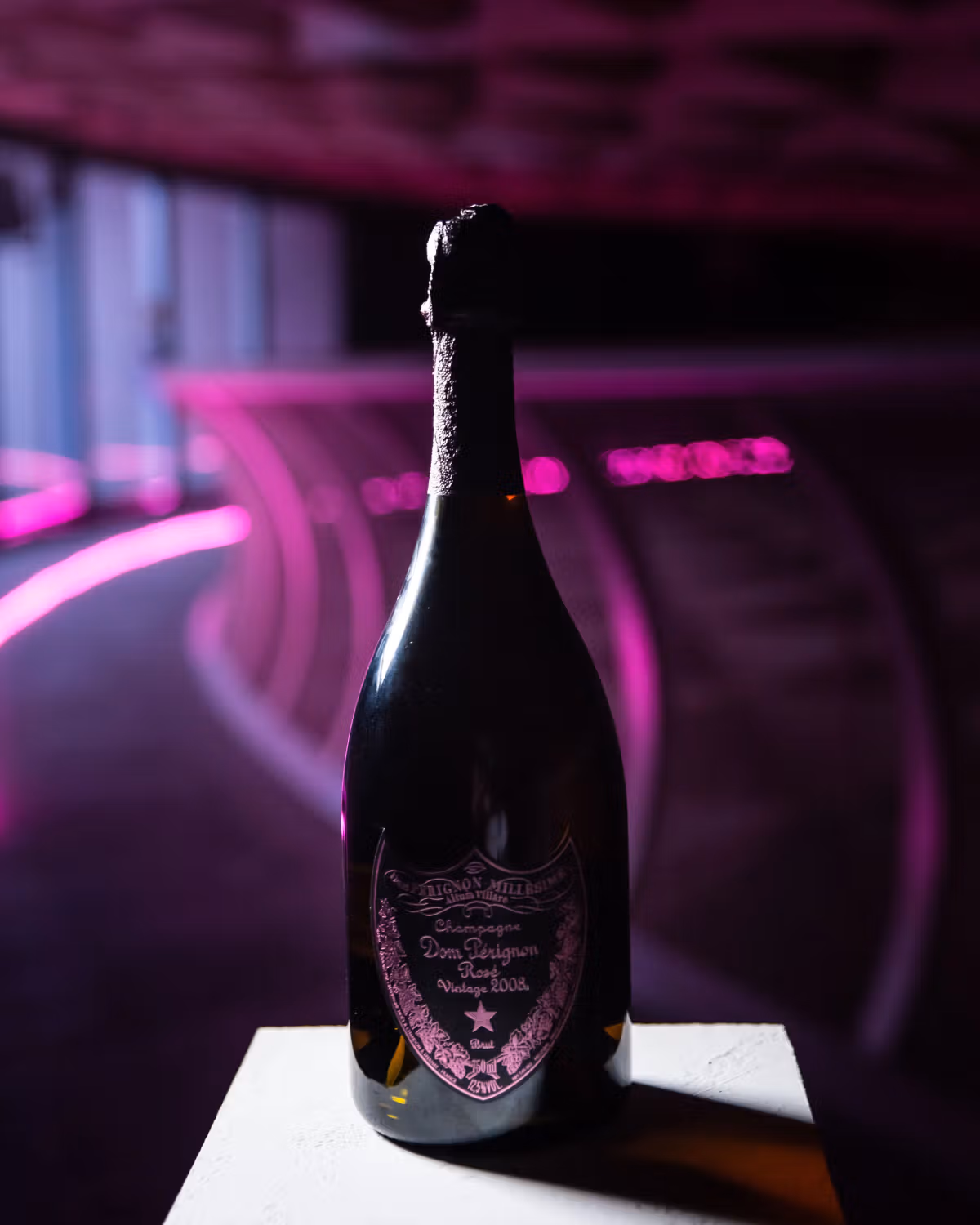 domperignon_pink_botttle